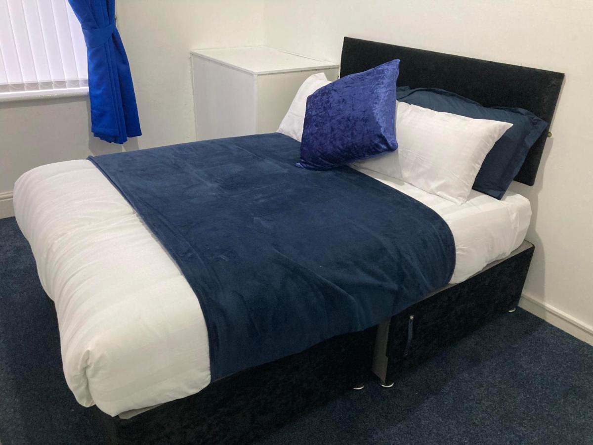 Agapi Apartment - Sea View Sleeps Ten Blackpool Esterno foto
