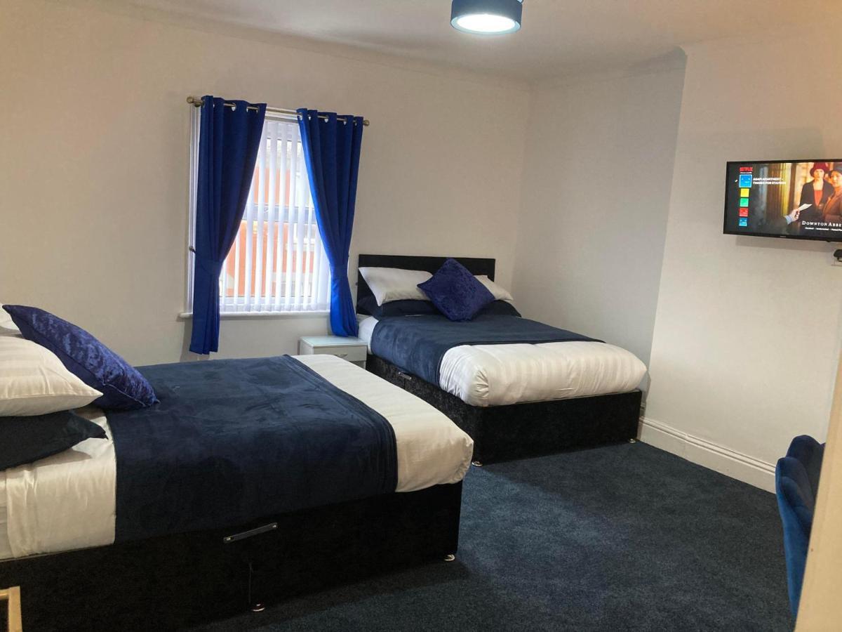 Agapi Apartment - Sea View Sleeps Ten Blackpool Esterno foto